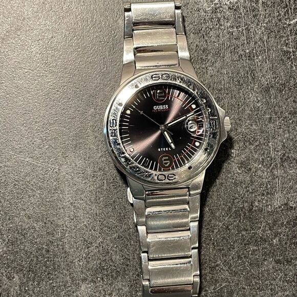 Mens Guess 40mm Steel Watch with Black Dial - New Battery - Picture 2 of 6